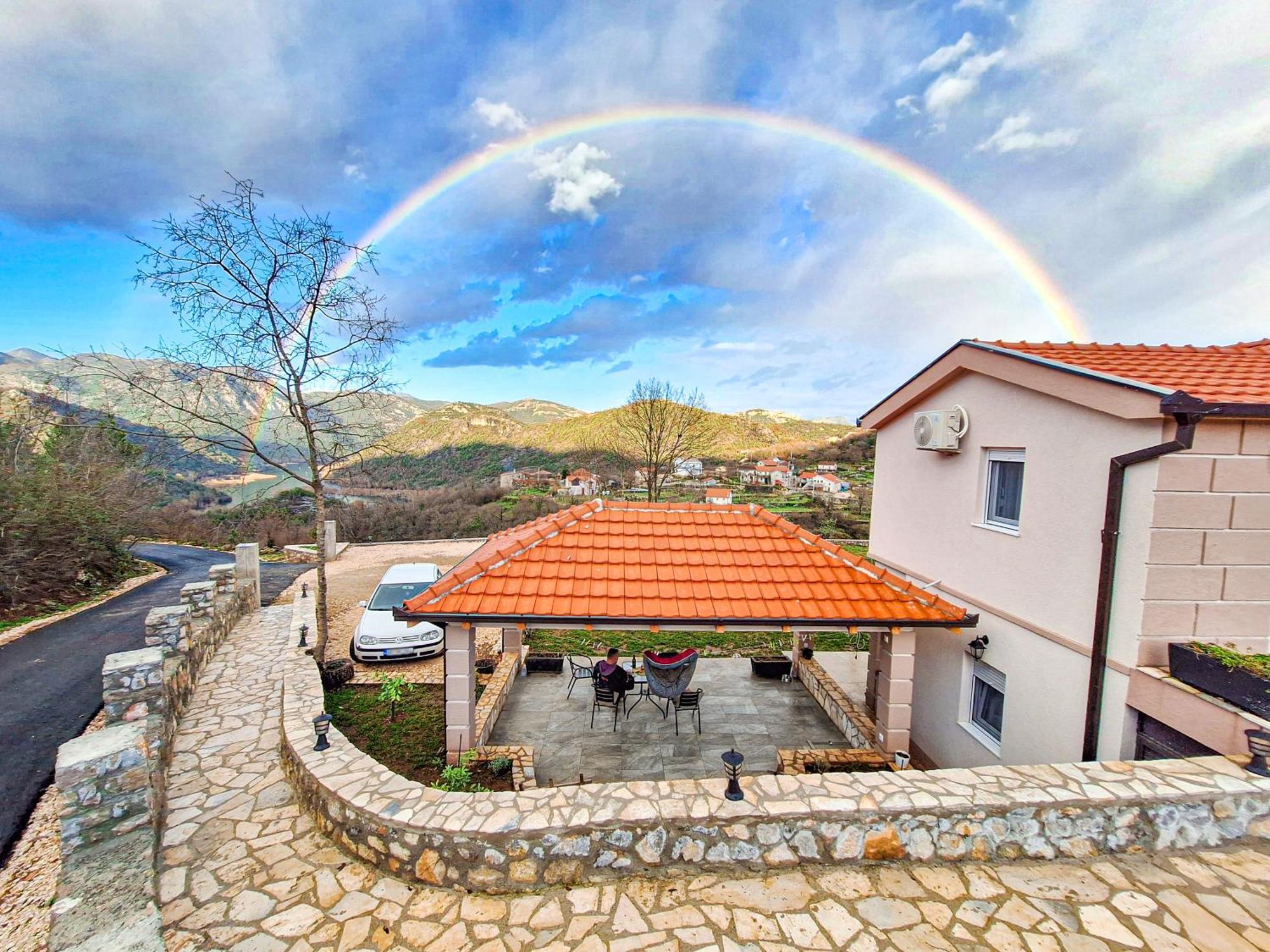 Sunny Side Apartments Rijeka Crnojevića Dış mekan fotoğraf