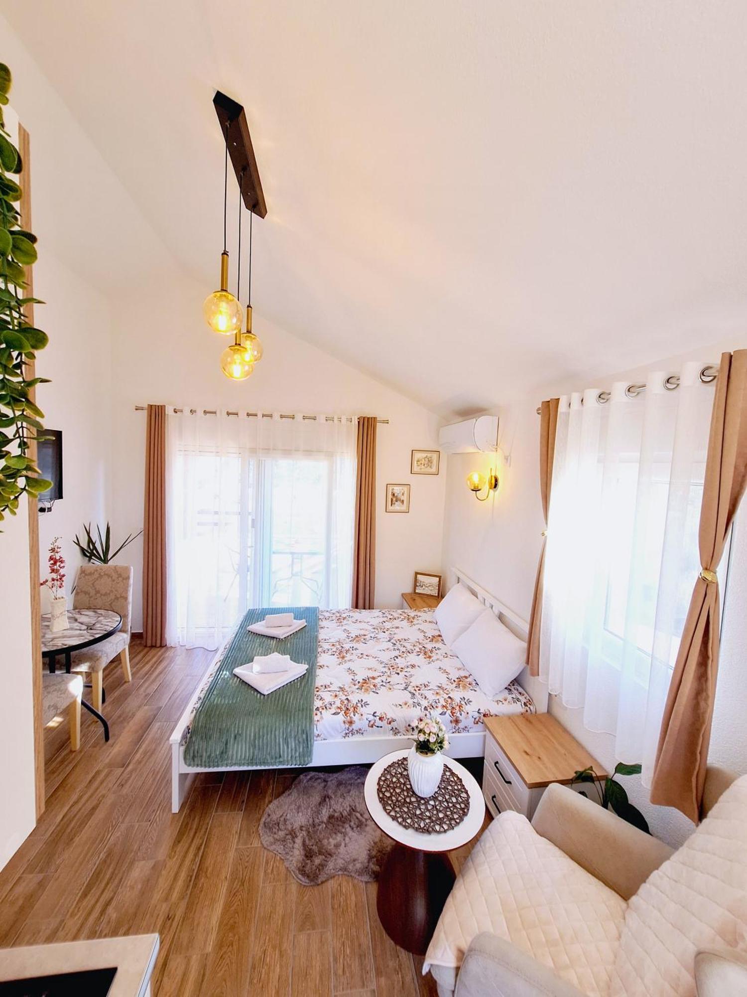 Sunny Side Apartments Rijeka Crnojevića Dış mekan fotoğraf