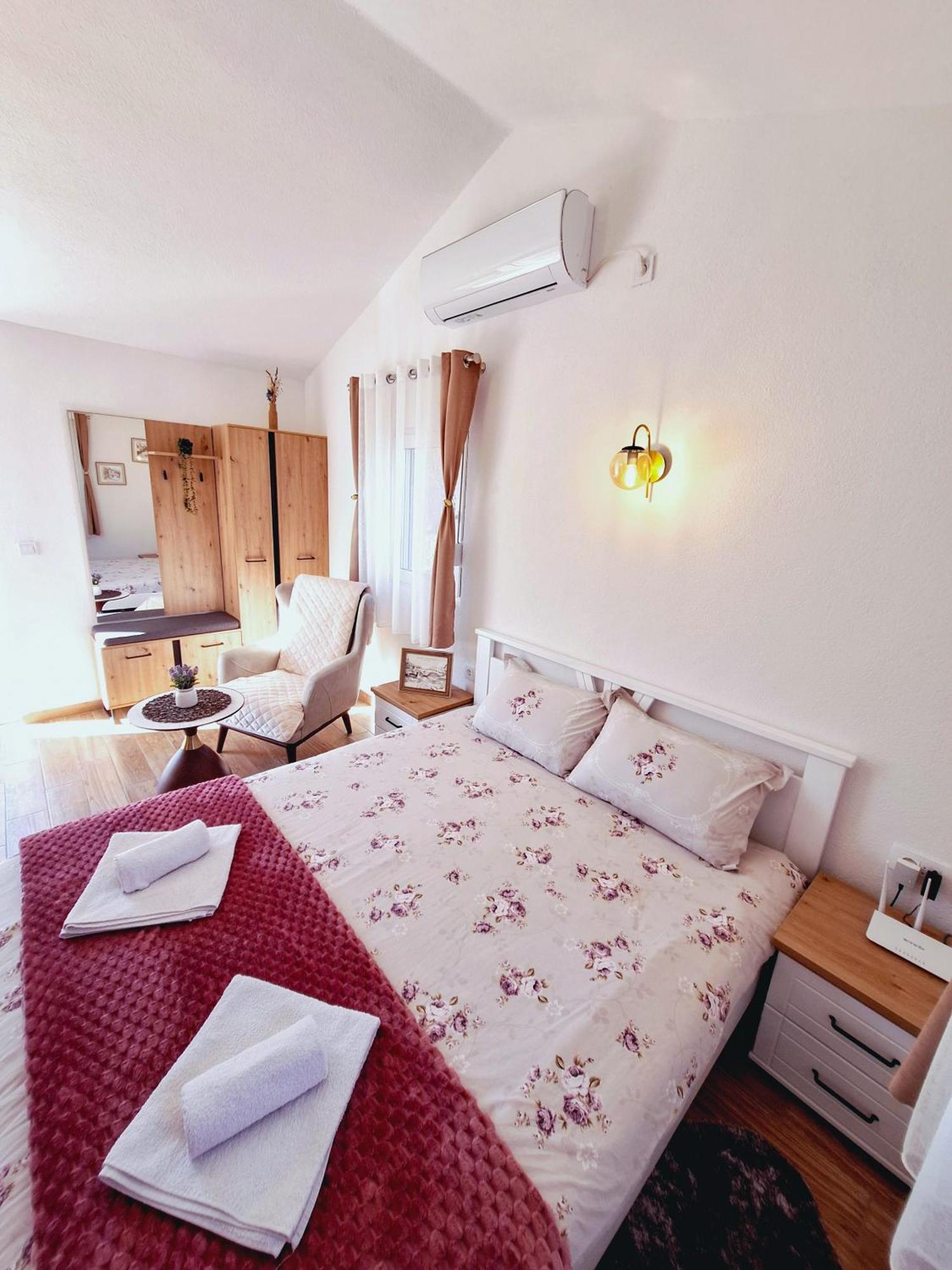 Sunny Side Apartments Rijeka Crnojevića Dış mekan fotoğraf