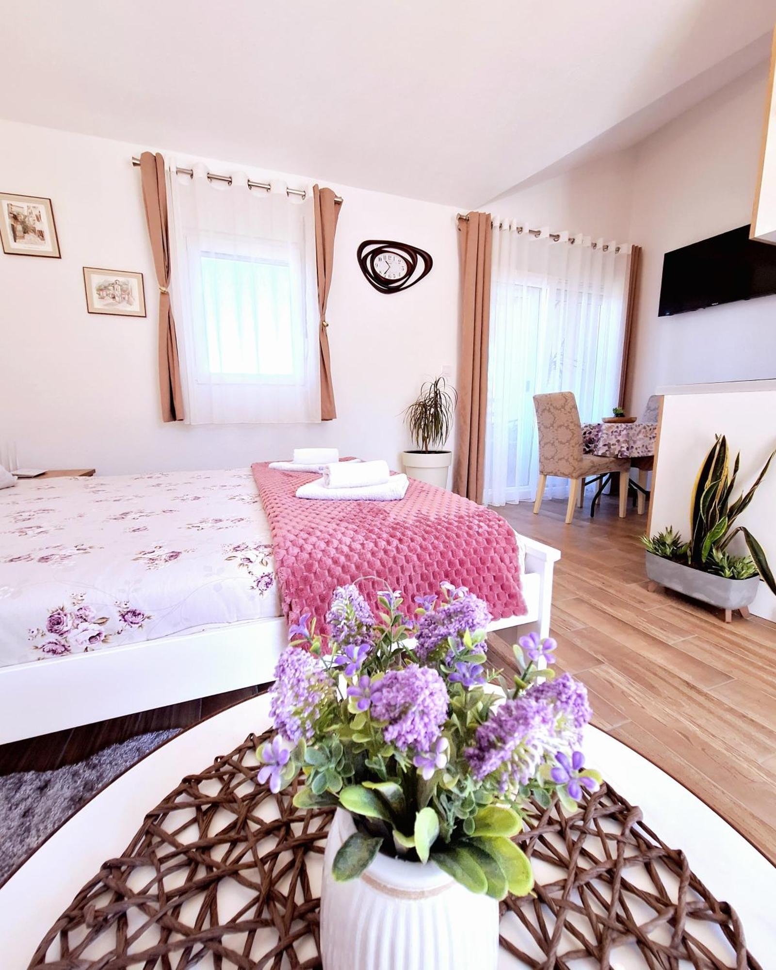 Sunny Side Apartments Rijeka Crnojevića Dış mekan fotoğraf